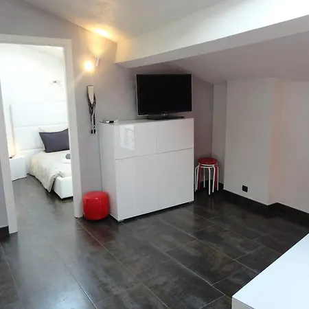 Chabaud Left Apartman