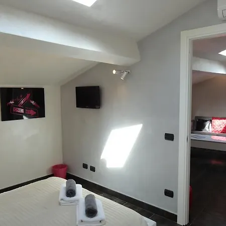 Chabaud Left Apartman *